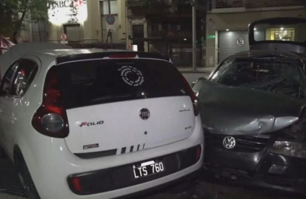 Una persecución policial terminó con un choque en cadena y un muerto en San Cristóbal