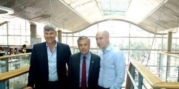 El gobernador Alfredo Cornejo mantuvo una reunión con el jefe de la Ciudad de Buenos Aires, Horacio Rodríguez Larreta y el ministro de Agroindustria de la Nación, Ricardo Buryaile