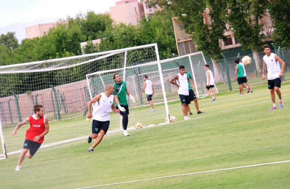 San Martín arrancó la pretemporada sin refuerzos y con tres bajas