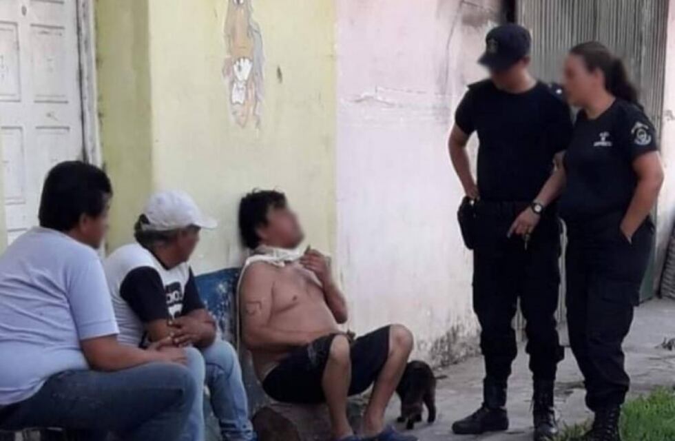 Se escapó del Hospital para comer un puchero y tomar algo con los amigos