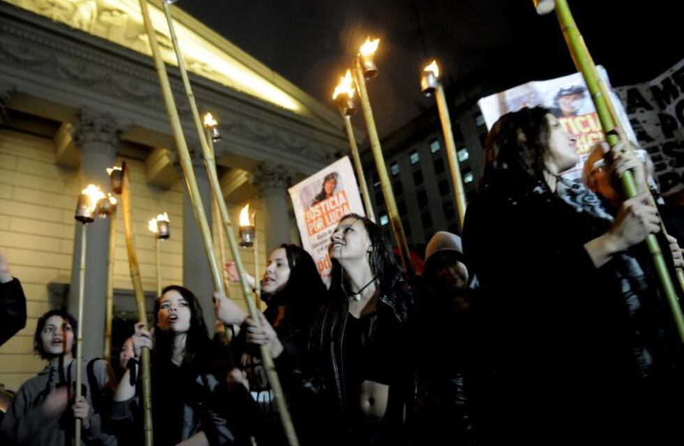 Durante la marcha de #NiUnaMenos se cuadruplicaron las llamadas por violencia de género