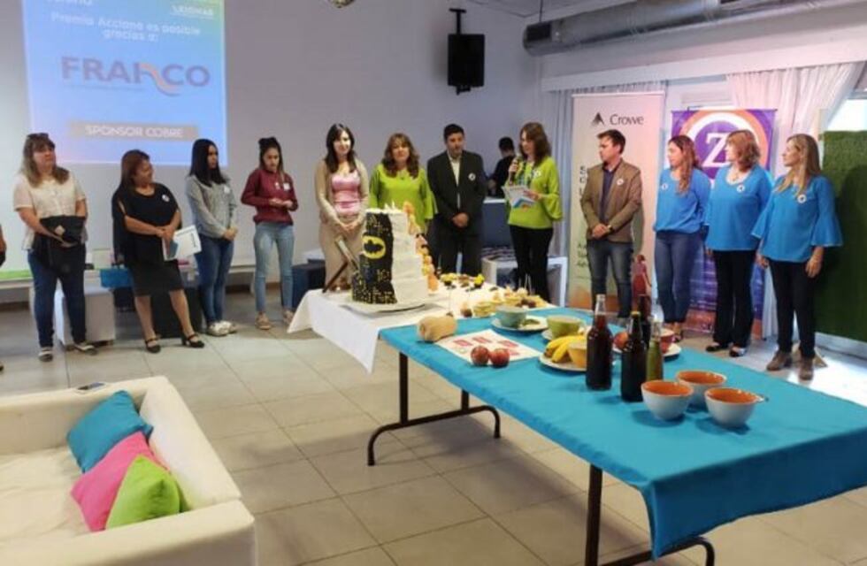 Entregaron reconocimientos a jóvenes emprendedores pampeanos