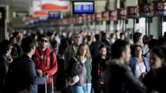 Intenso tru00e1fico en la terminal de u00f3mnibus situada en la zona de Retiro, (DyN)
