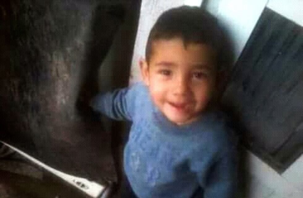 Buscan a un pequeño de dos años que fue retirado en forma ilegal por su mamá