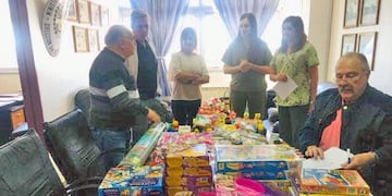 Entregaron juguetes al servicio de fonoaudiología del hospital zonal