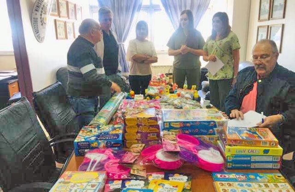 Entregaron juguetes al servicio de fonoaudiología del hospital zonal