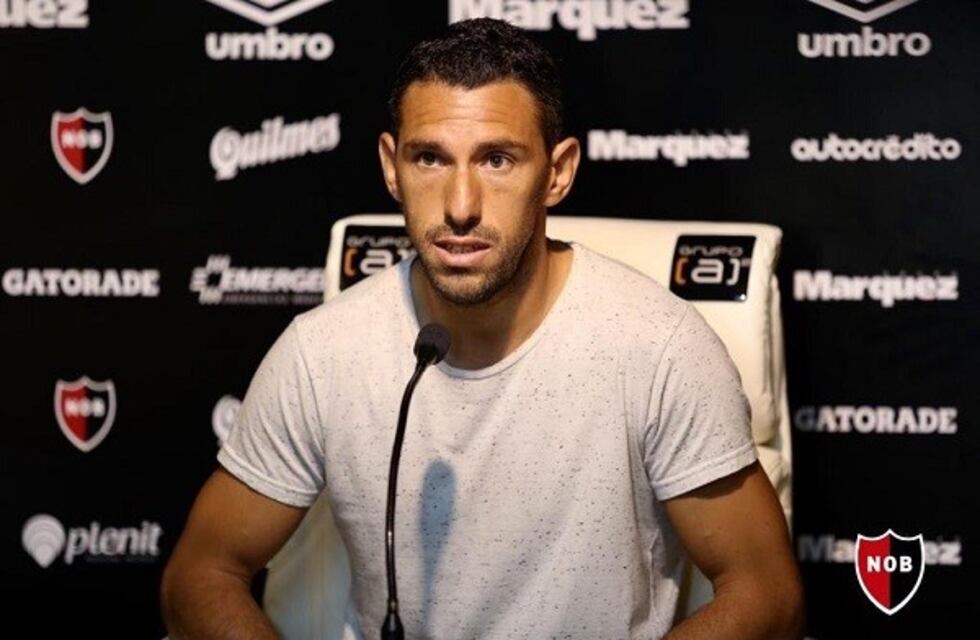 Maxi Rodríguez lapidario: "Marcelo Bielsa es una gloria de nuestro club, Rafael no"