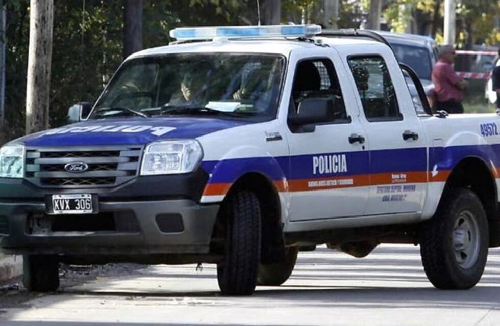 Encontraron a una mujer degollada tras una explosión en una verdulería de Pilar