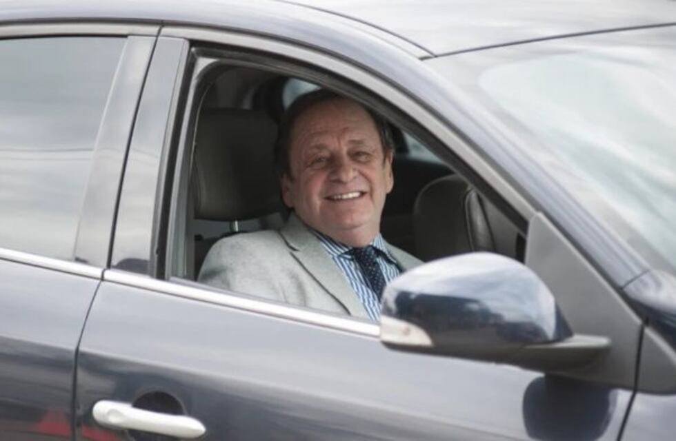 El juez Canicoba Corral sobreseyó a Axel Kicillof por supuestos delitos cometidos en una asamblea del Grupo Clarín