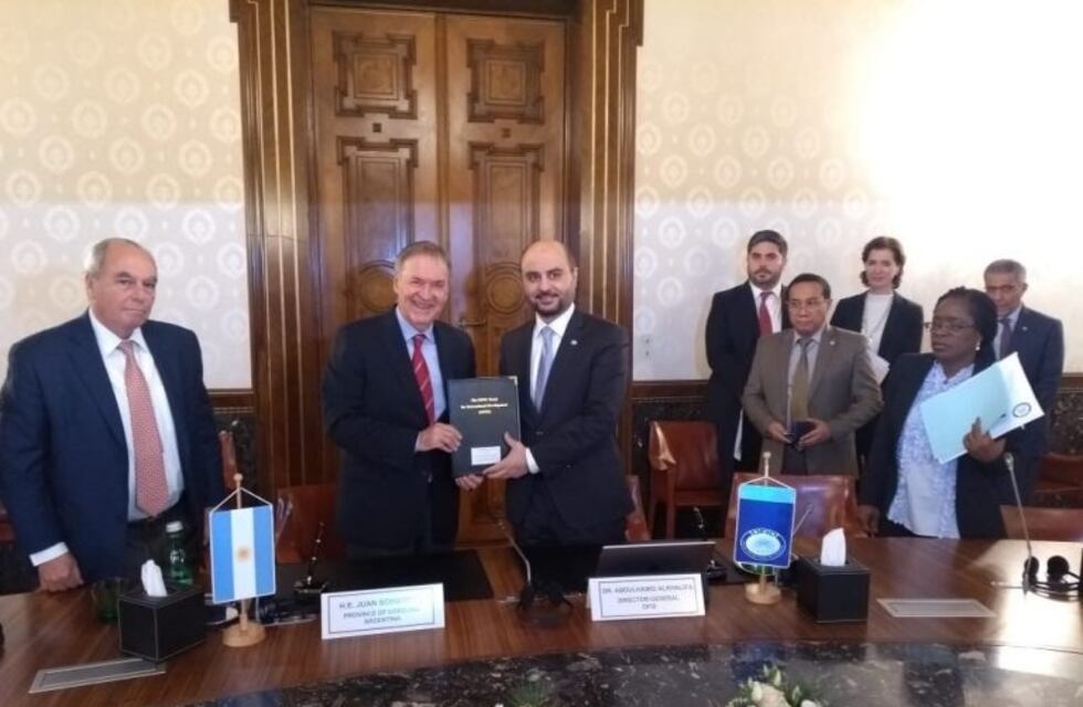 La Provincia obtuvo financiamiento para los sistemas cloacales de Punilla, Traslasierra y Sierras Chicas