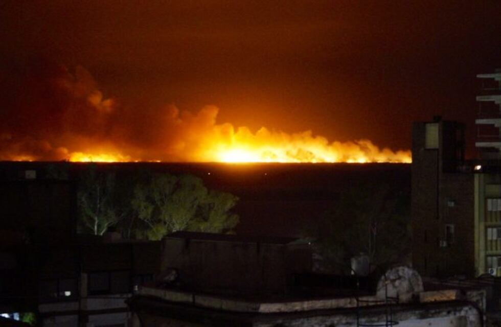 Llegaron las lluvias a Rosario tras una noche de viento y fuego en las islas
