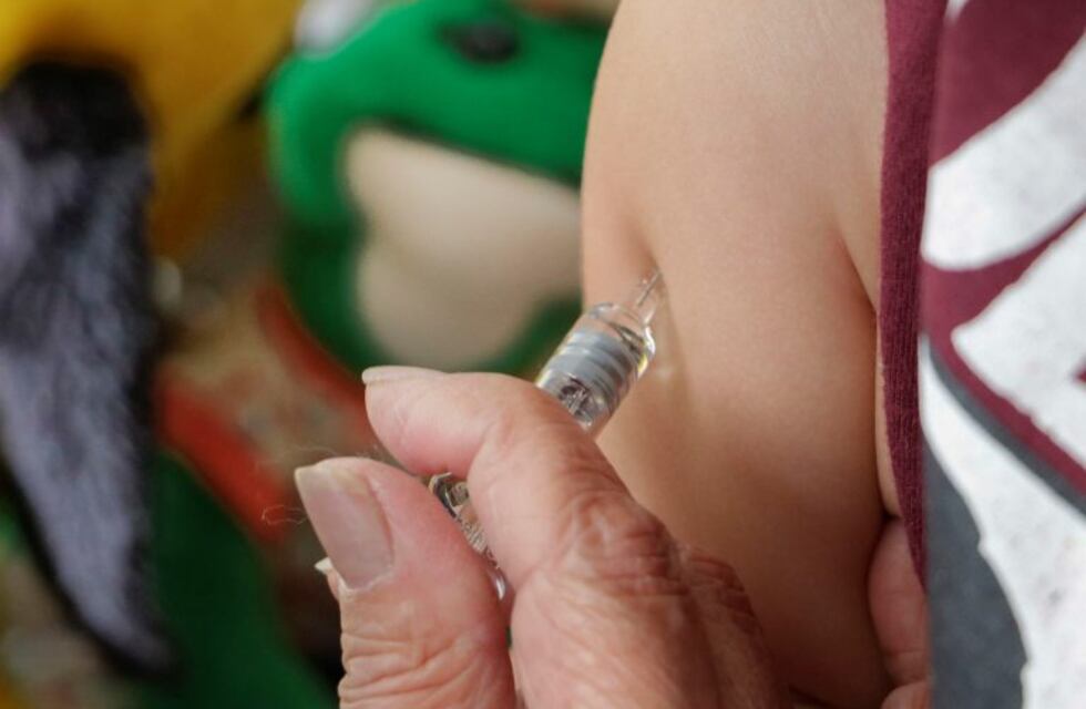 Arranca una nueva etapa de la Vacunación Antigripal: el turno de grupos de riesgo de 2 a 64 años y adultos mayores