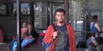 Turista chileno en Retiro (Web)