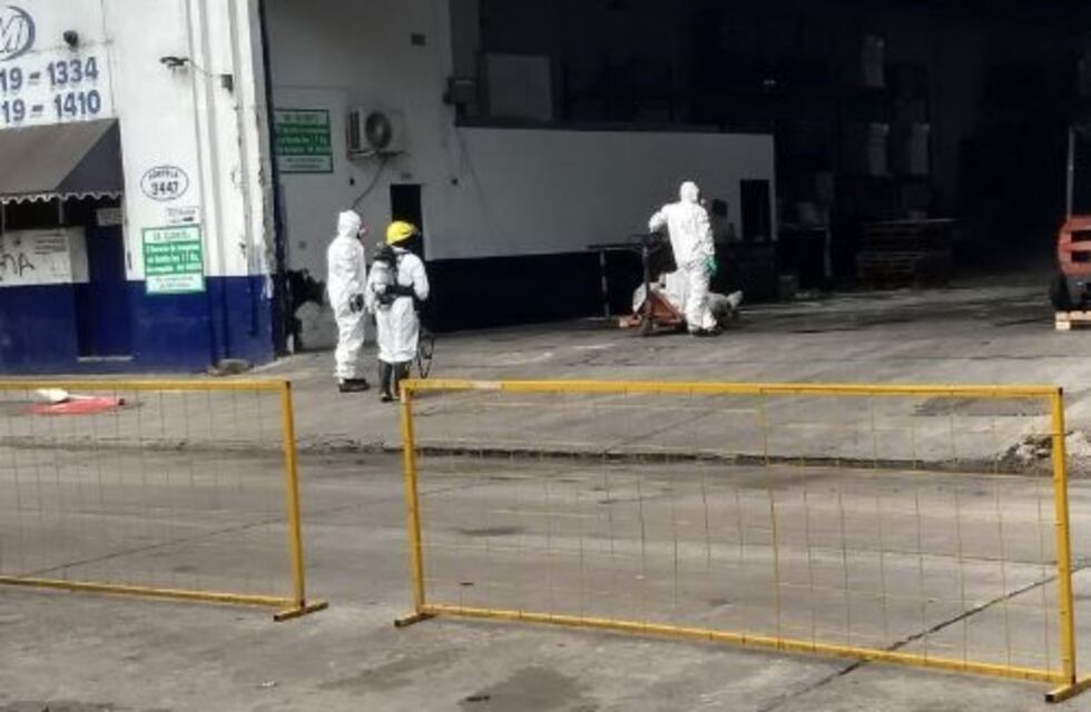 Derrame de ácido en una fábrica de Villa Sodati: un operario, herido con graves quemaduras