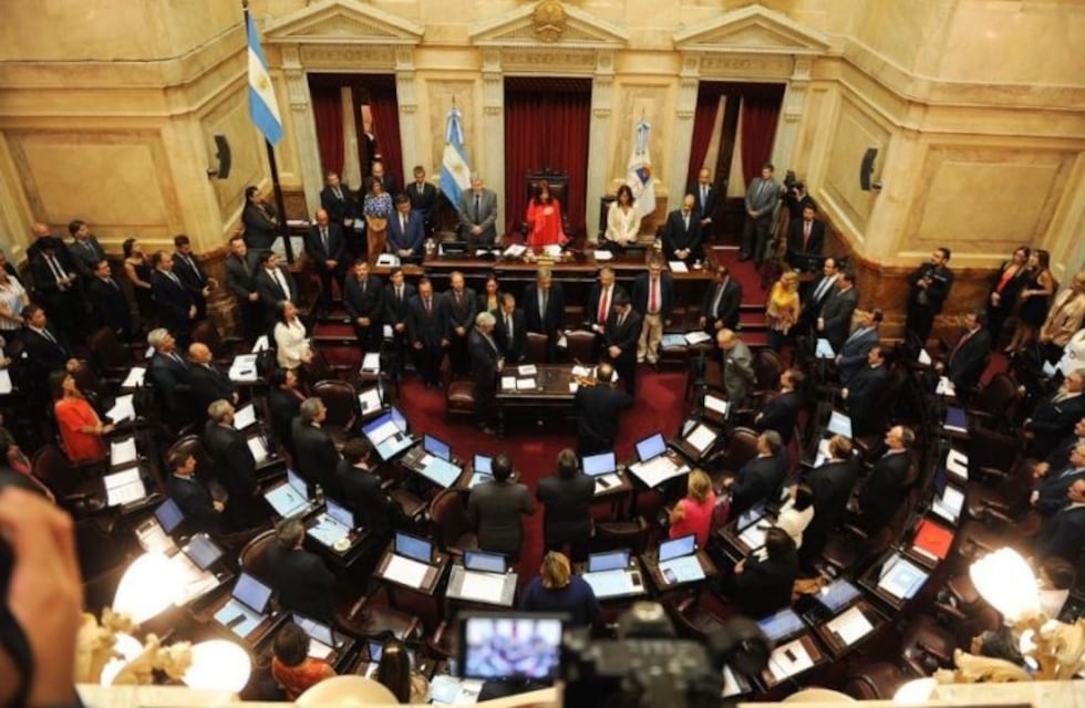 El oficialismo busca que el Senado comience con las sesiones virtuales el jueves 6 de mayo