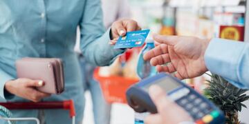 Se impondrá un tope al cobro de intereses a las Tarjetas de crédito\u002E (Web)\u002E