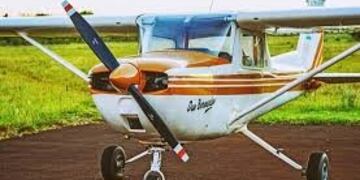 Avión vigía de los incendios partió desde Apóstoles\u002E (Aeroclub Apóstoles)