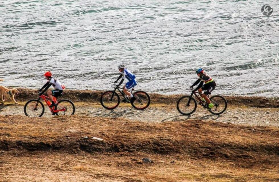 Fin de semana sobre ruedas: se correrá el "XC Cross Country" en Bahía Golondrina