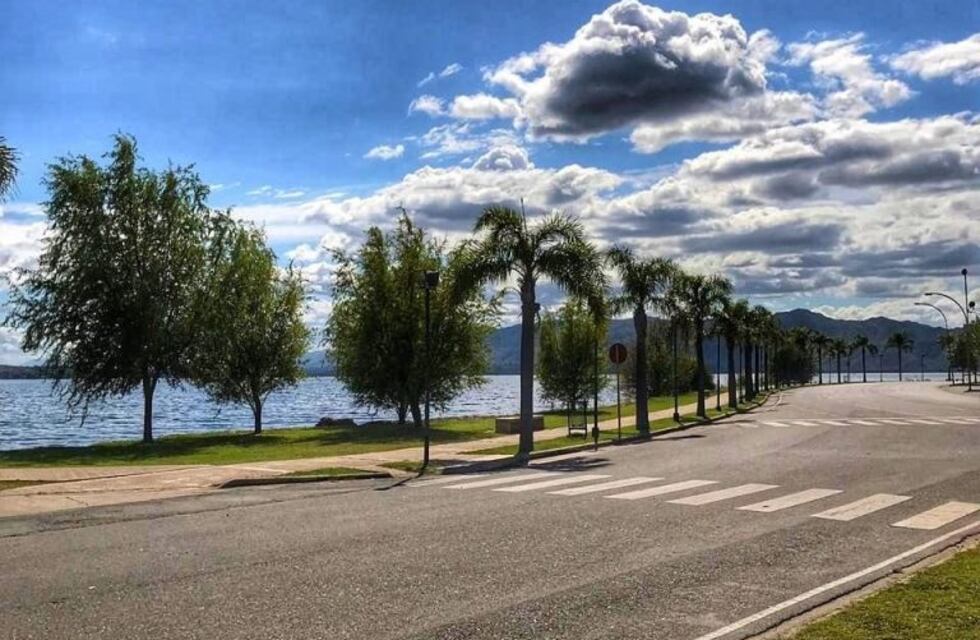 Domingo soleado y ventoso en Carlos Paz