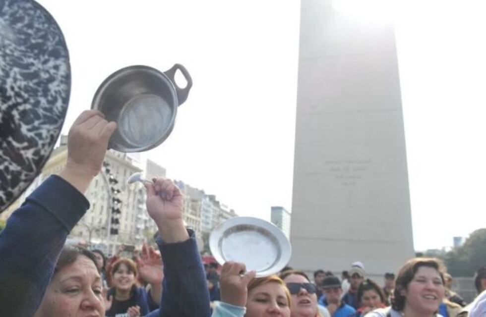 Manifestantes del Polo Obrero y Barrios de Pie marcharon por el centro porteño