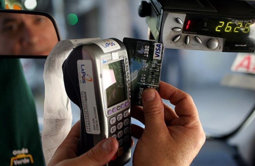 San Rafael: los taxis empiezan a implementar el pago con tarjeta