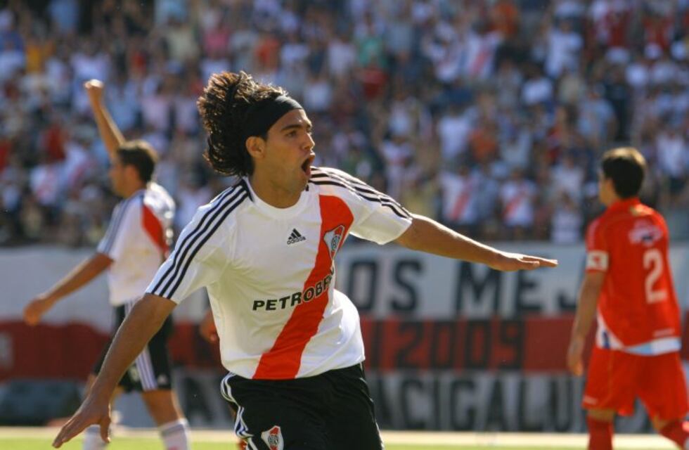 Francescoli habló sobre el posible regreso de Falcao a River y despertó la ilusión de los hinchas