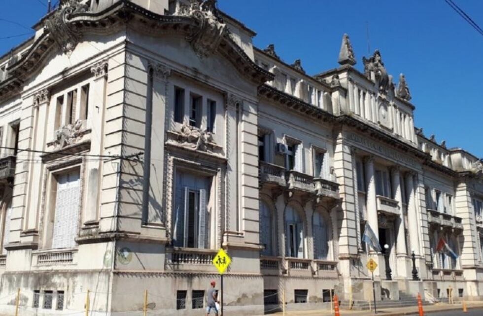 Corrupción policial en Santa Fe: allanaron el Ministerio de Seguridad