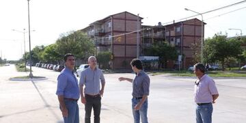 Jorge Capitanich supervisó la obra de reparación de la avenida Piacentini\u002E (Foto: @jmcapitanich)