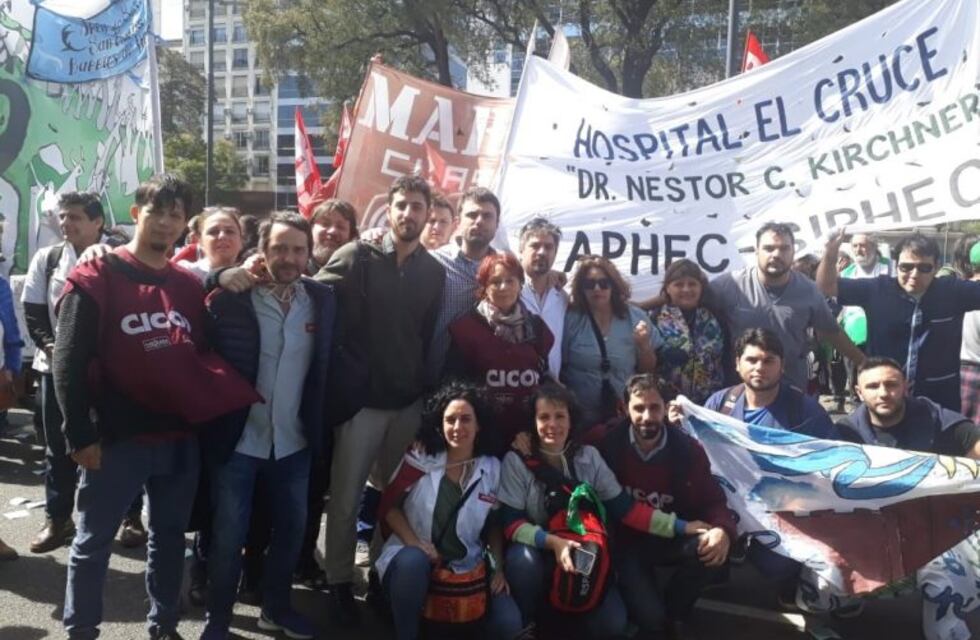 Los médicos bonaerenses marchan hacia el Ministerio de Salud
