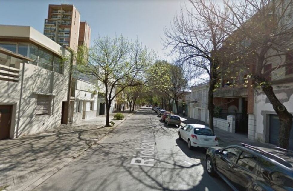 Se despertó con tres delincuentes en su casa que la maniataron para robarle