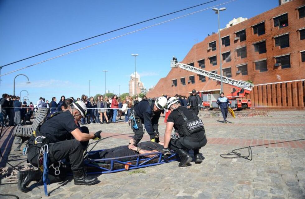 Todavía no se reglamentó un plan de evacuación de edificaciones en Rosario sancionado hace tres años