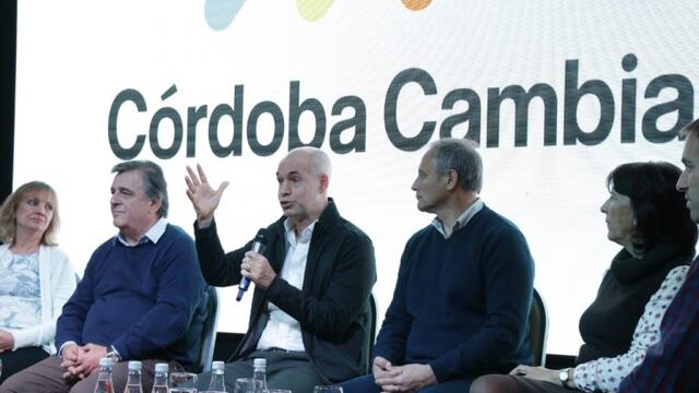 Larreta, con Negri y Baldassi (Twitter Leo Guevara)\u002E