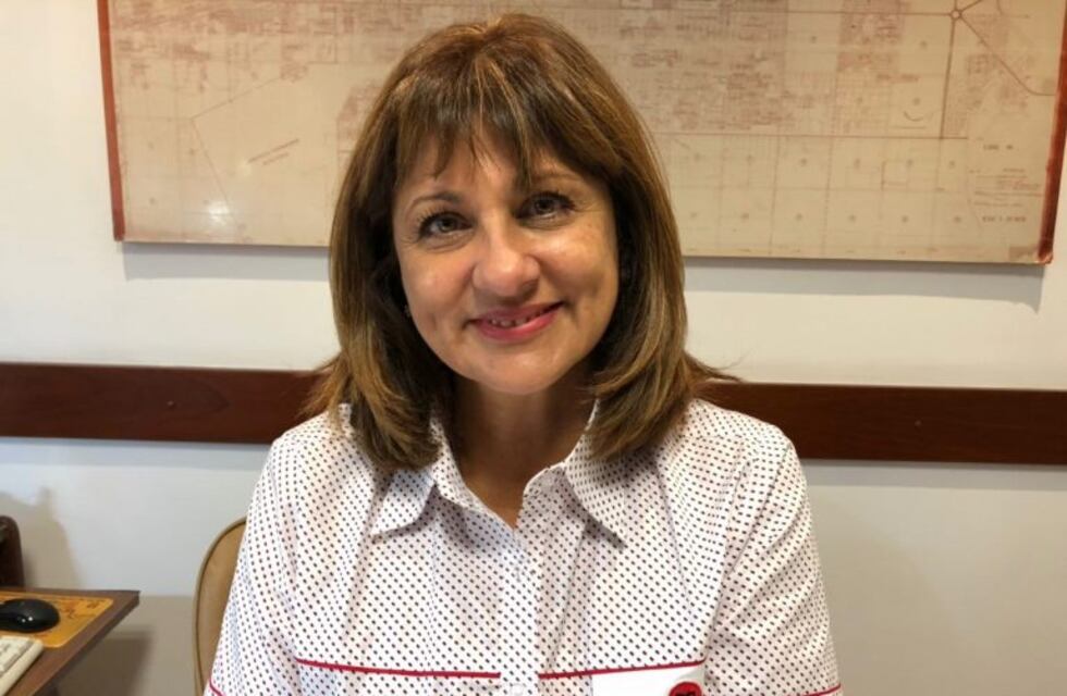 La conductora Elsa Ayosa tuvo un grave accidente en Canal 9