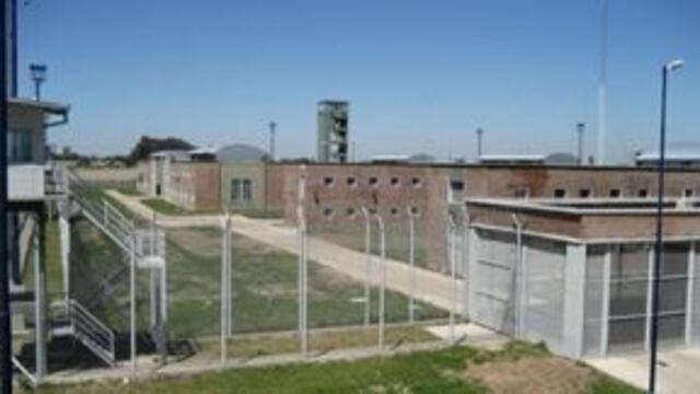 Agrediu00f3 a su hermana y esta lo entregu00f3 a la policu00eda.