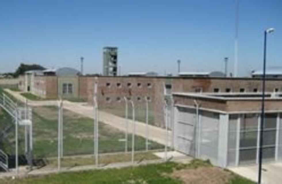 Agredió a su hermana, fue detenido y comprobaron que se había escapado de la cárcel