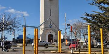 Inauguración de muestra temática y largada simbólica de la Carrera de la Hermanada en la Histórica Torre de Agua\u002E