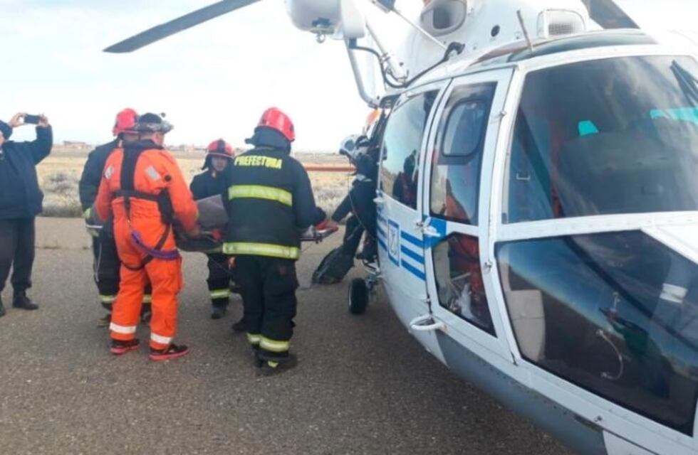 Puerto Deseado: Prefectura evacuó de Emergencia a tripulante de un buque pesquero en Mar Argentino