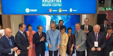 El gobernador Juan Schiaretti participó en Tailandia de la inauguración de la feria internacional Thaifex 2018\u002E
