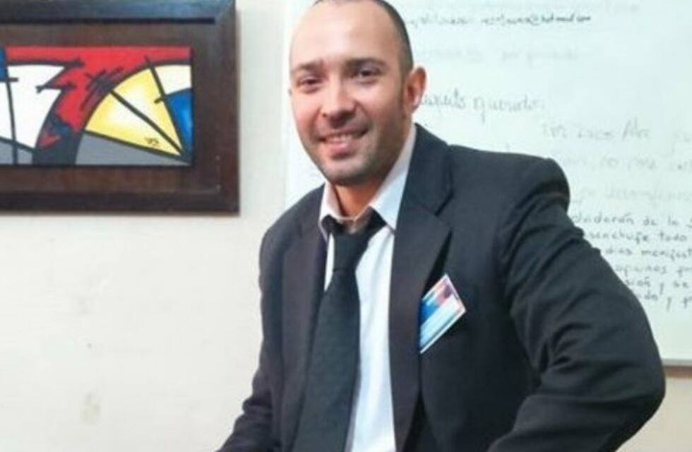 El padre del abogado desaparecido reveló que el sujeto estaba amenazado