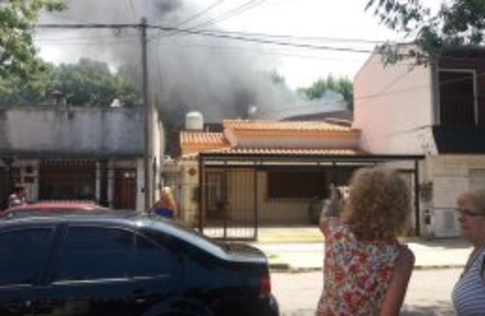 Temor por un incendio de proporciones en la zona sur