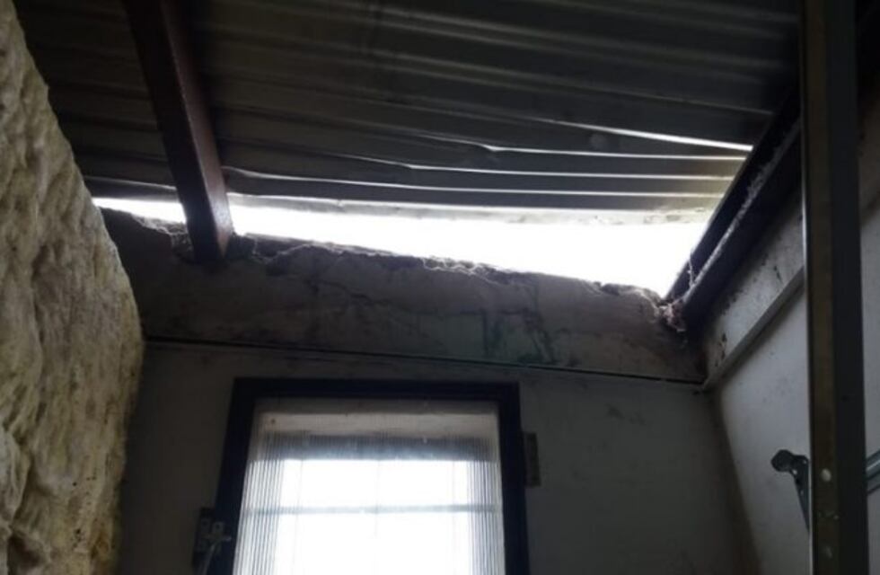 Destrozos y robo en el Centro de Formación Nº 403: no les dejaron ni el aire