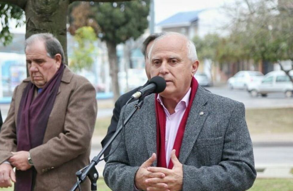 Lifschitz negó una alianza con el PJ y anticipó que habrá nuevos aumentos en el transporte