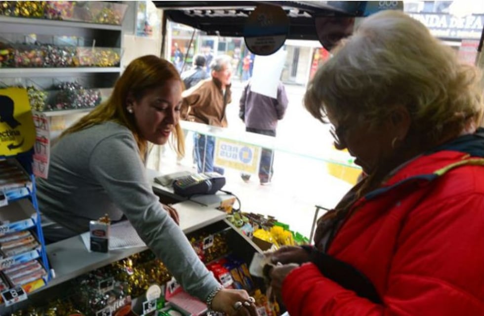 Perjudicial para el bolsillo: sostener los vicios más comunes es cada vez más caro