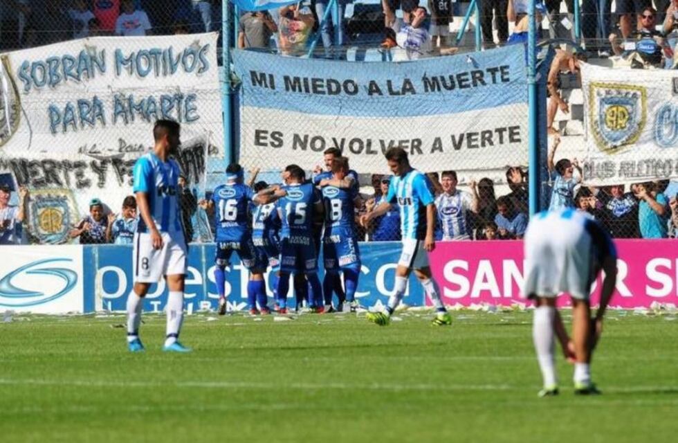 Racing se durmió y perdió ante Rafaela