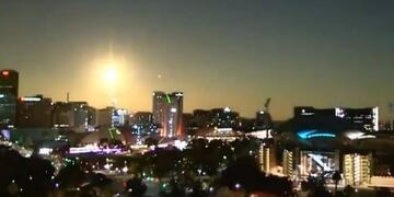 Australia: las imágenes del momento exacto en que un meteorito cae sobre la tierra (Foto: captura video)