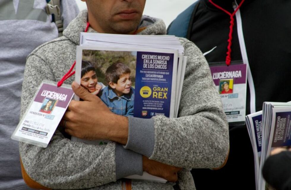 La Luciérnaga en crisis ante la situación económica y los costos de impresión