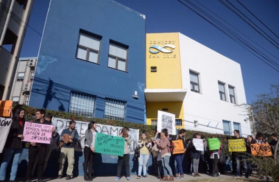 Becarios del Conicet se manifestaron en San Luis