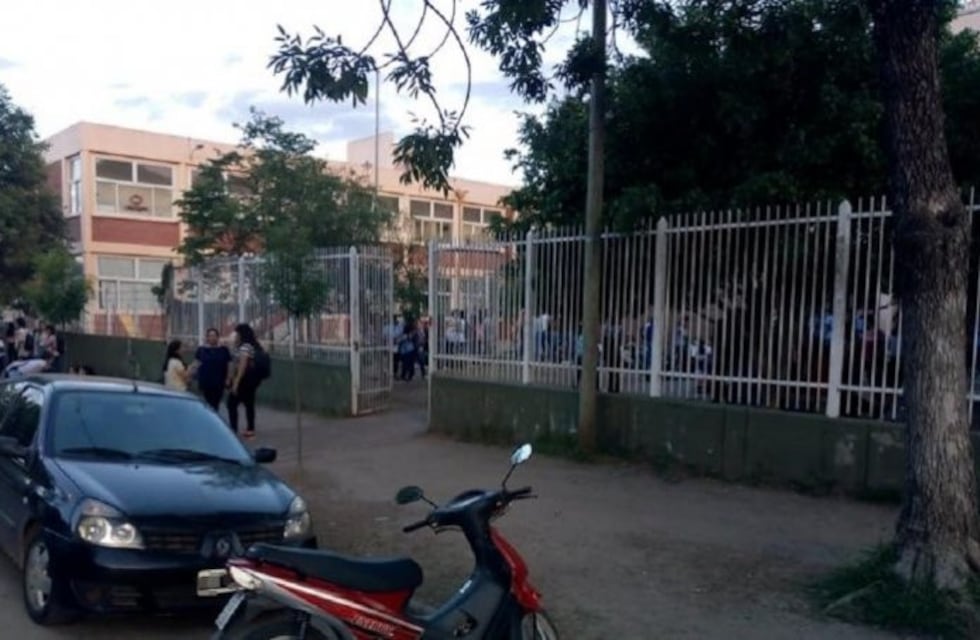 Un nene de 8 años fue agredido con un hierro en una escuela de Colón
