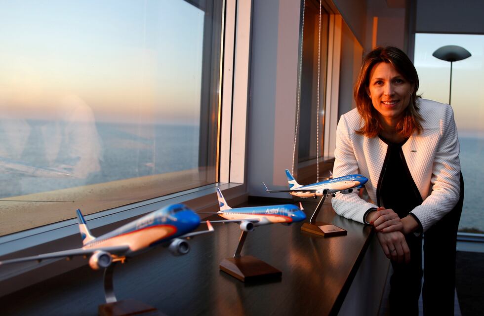 Aerolíneas Argentinas podría cerrar el año con un rojo de U$S 300 millones