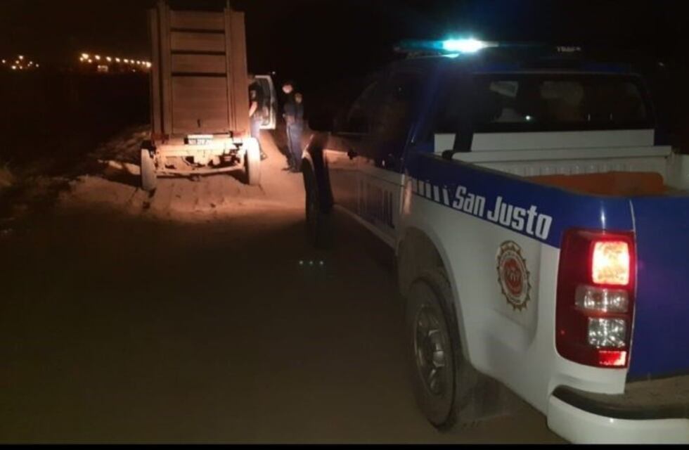 Arroyito: llevaban un cerdo en un carro y quedaron detenidos por violar el Aislamiento Obligatorio